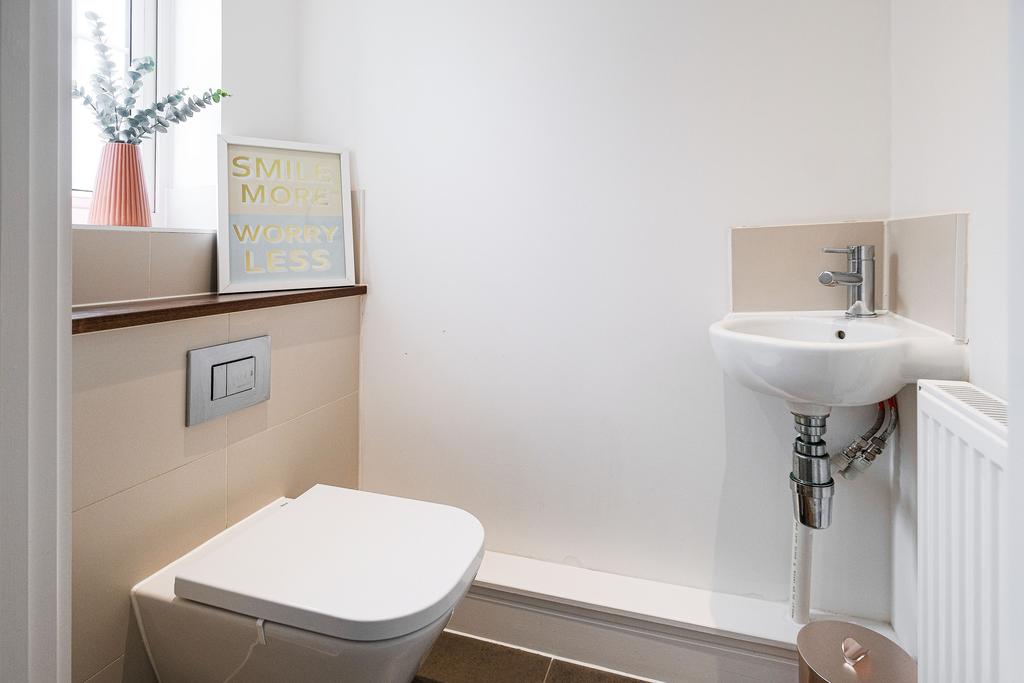 52 Five Oaks Lane-2.JPG