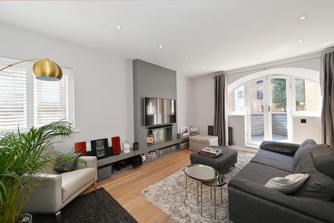 169 Wapping High Street, London, E1W 3NQ