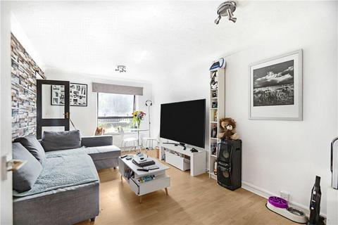 23 Horseshoe Close, London, E14 3EP