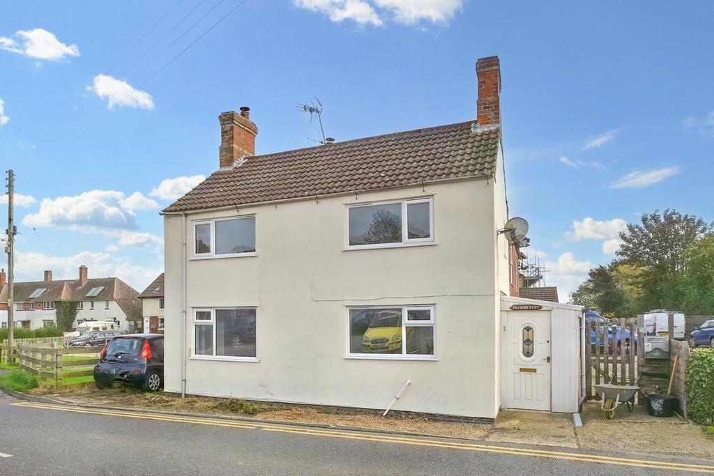 Mumby Road, Huttoft, LN13 3 bed semidetached house for sale £149,500