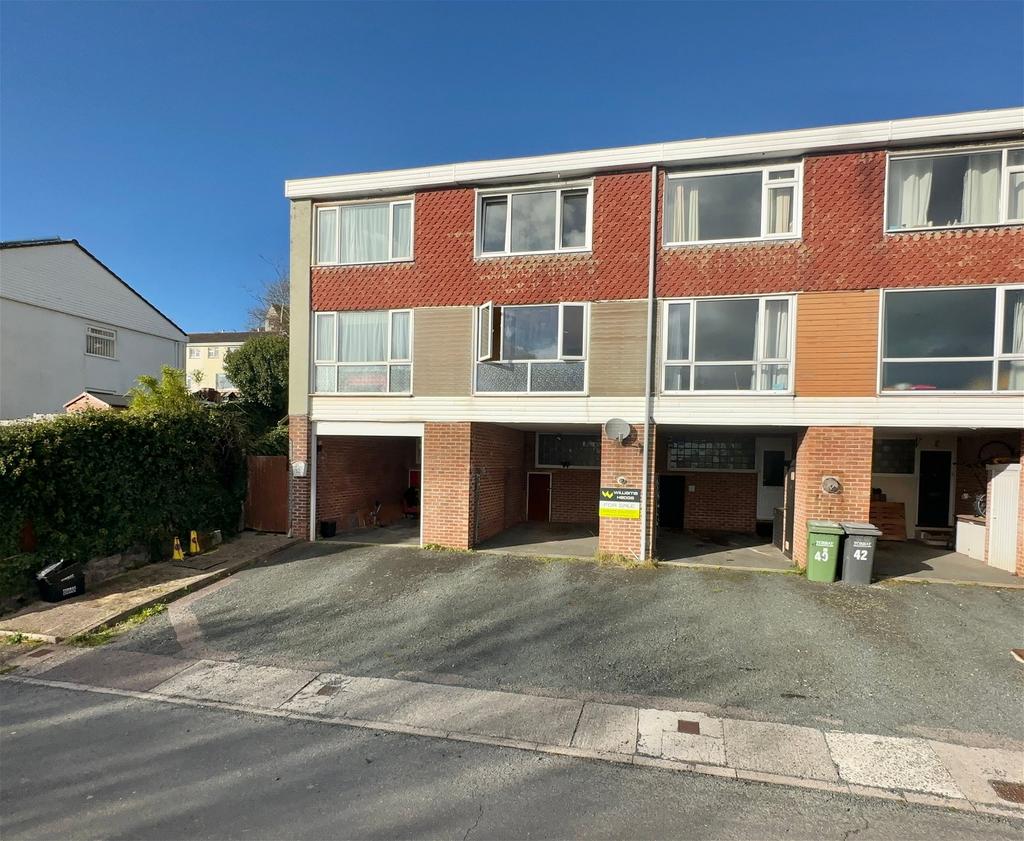 Braeside Road Torquay 3 bed terraced house for sale £194,950