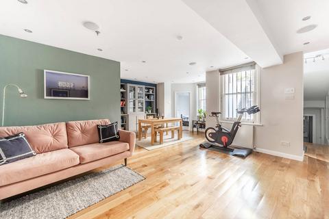 3 bedroom flat for sale, Penywern Road, Earls Court, London, SW5