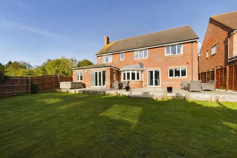 5 Burham Close, Wootton, Northampton, NN4 6EZ