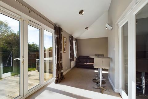 5 Burham Close, Wootton, Northampton, NN4 6EZ