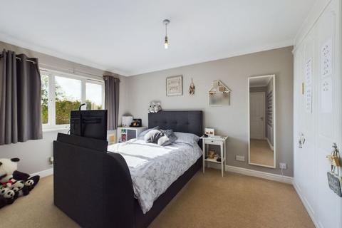 5 Burham Close, Wootton, Northampton, NN4 6EZ