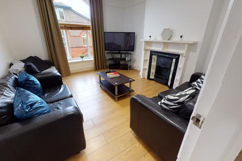 6 bedroom terraced house to rent, Allerton Road, Mossley Hill L18