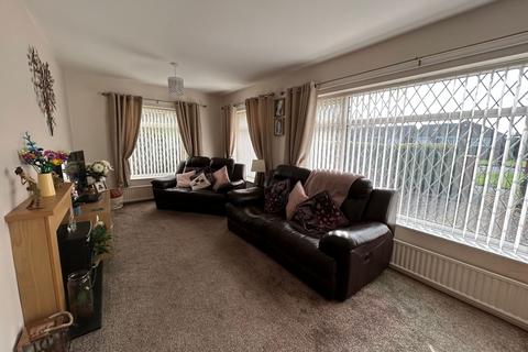 3 bedroom detached bungalow for sale, Lincoln Road, Skegness, Lincolnshire, PE25 2JG