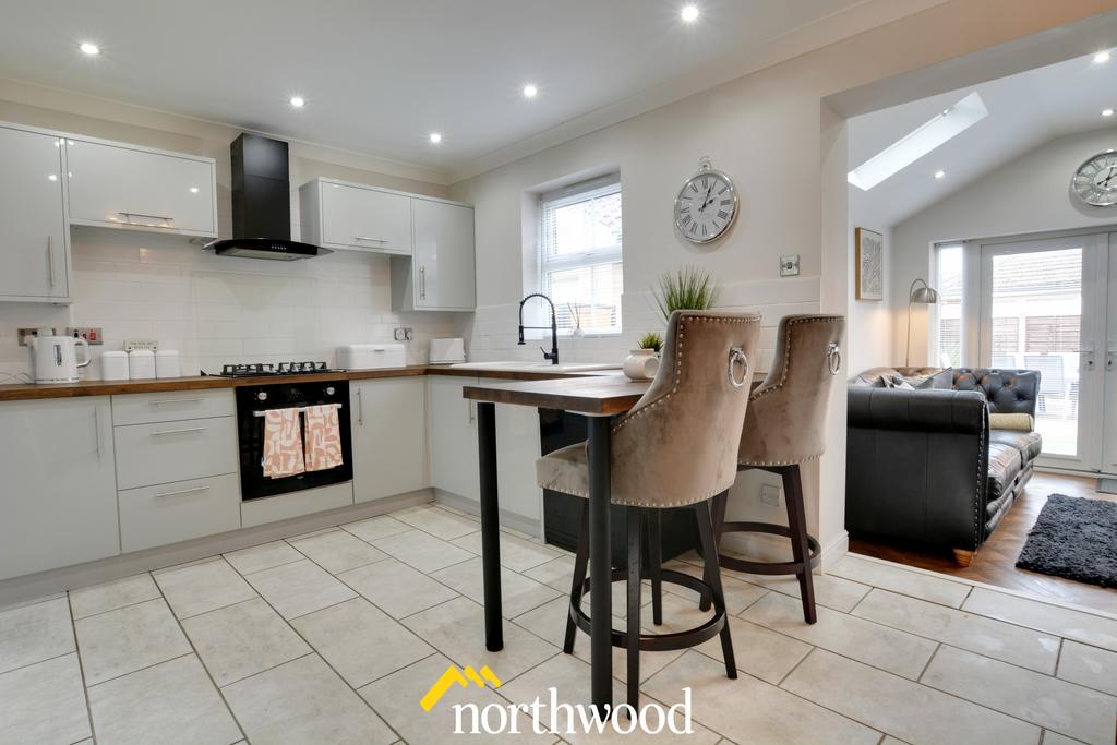 Swan Lane, Goole, DN14 3 bed detached house £250,000