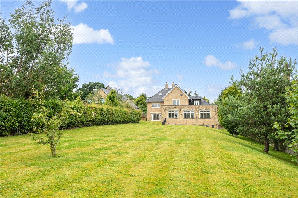Rear/ Garden