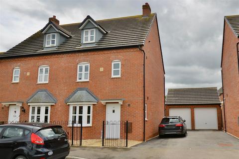 4 bedroom semi-detached house for sale, Western Heights Road, Meon Vale, Stratford-upon-avon, CV37 8WP