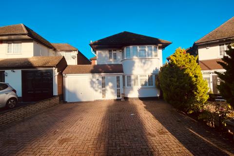 3 bedroom detached house for sale, Mill Ridge, Edgware, Middlesex, HA8 7PE