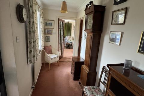 2 bedroom bungalow for sale, Birch Close, Woodbridge, IP12