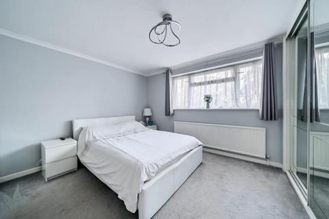 19 New Park Road, Ashford, TW15 1EG