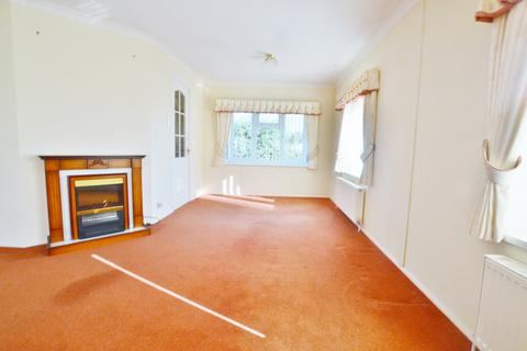 2 bedroom park home for sale - Weymans Avenue, Bournemouth BH10