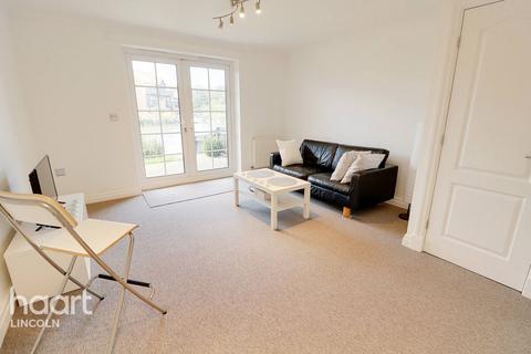 8 Bridge Walk, Burton Waters, Lincoln, LN1 2WR