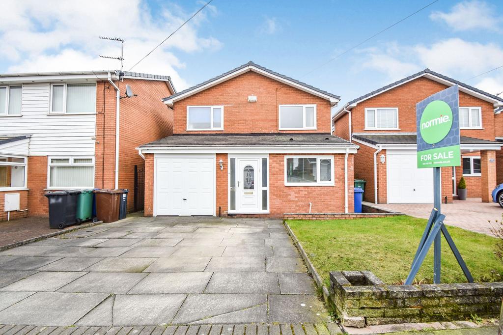 Raglan Avenue, Whitefield, M45 4 bed detached house for sale £375,000