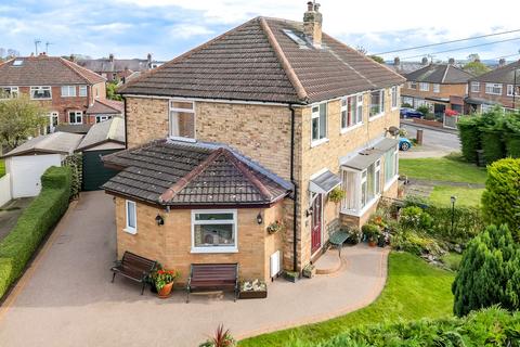 4 bedroom semi-detached house for sale, Wedderburn Avenue, Harrogate, HG2