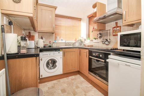 1 bedroom semi-detached house for sale, South End Road, Hornchurch, RM12