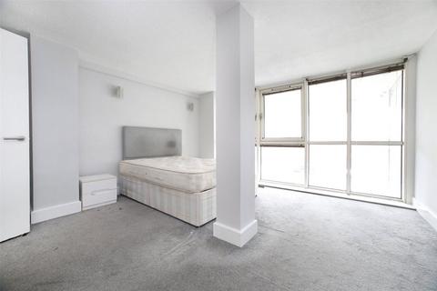 2 bedroom apartment for sale, Artichoke Hill, London, E1W