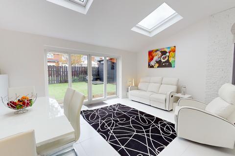 5 bedroom detached house for sale - Meldon Avenue, South Shields