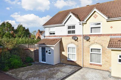 9 Cambridge Close, Langdon Hills, Basildon, SS16 6UW