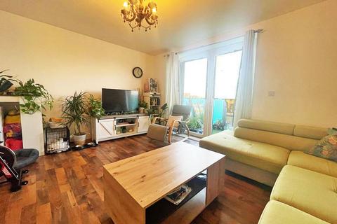 2 bedroom apartment for sale, Leslie Hitchcock House, 21 Minter Road, Barking, Essex, IG11