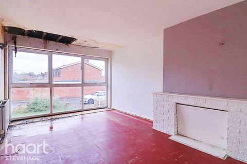 3 Shirley Close, Stevenage, SG2 0JP