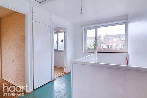 3 Shirley Close, Stevenage, SG2 0JP