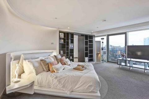 3 bedroom flat to rent - W Residences, Wardour Street, Soho, London, W1D