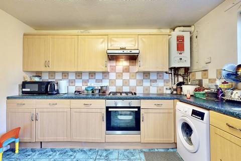 2 bedroom terraced house for sale, Aspen Drive, Wembley, HA0