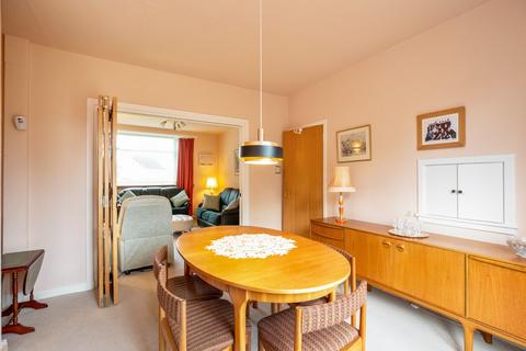 61 Silverknowes Gardens, Edinburgh, EH4 5ND