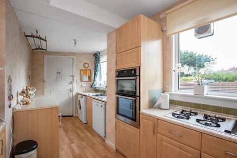 61 Silverknowes Gardens, Edinburgh, EH4 5ND