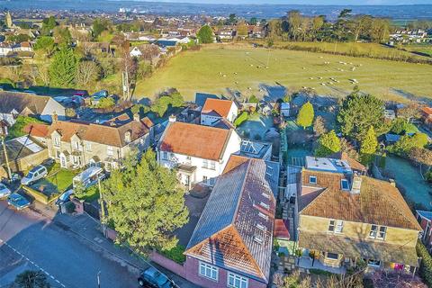 5 bedroom detached house for sale, Devizes Road, Hilperton