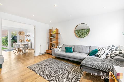 6 Hobbs Close, Cheshunt, Waltham Cross, EN8 0ED