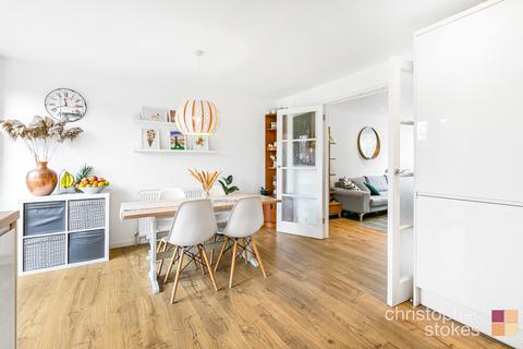 6 Hobbs Close, Cheshunt, Waltham Cross, EN8 0ED