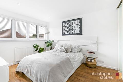 6 Hobbs Close, Cheshunt, Waltham Cross, EN8 0ED
