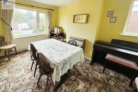 3 bedroom semi-detached bungalow for sale, Dean Road West, Hinckley