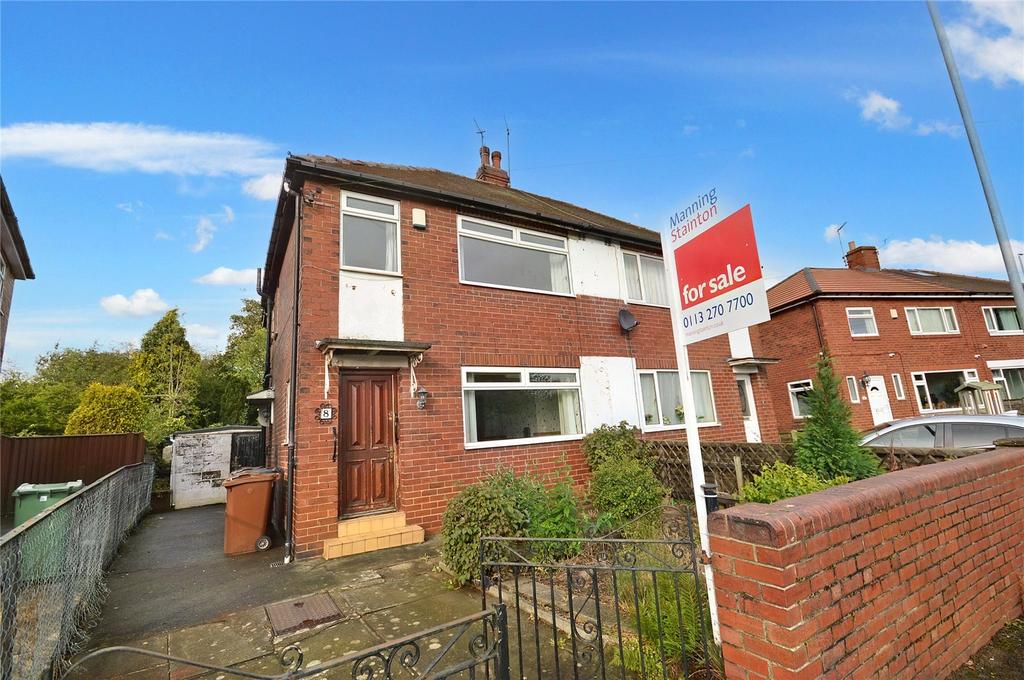 Parkwood Road, Leeds, West Yorkshire 3 bed semidetached house for sale