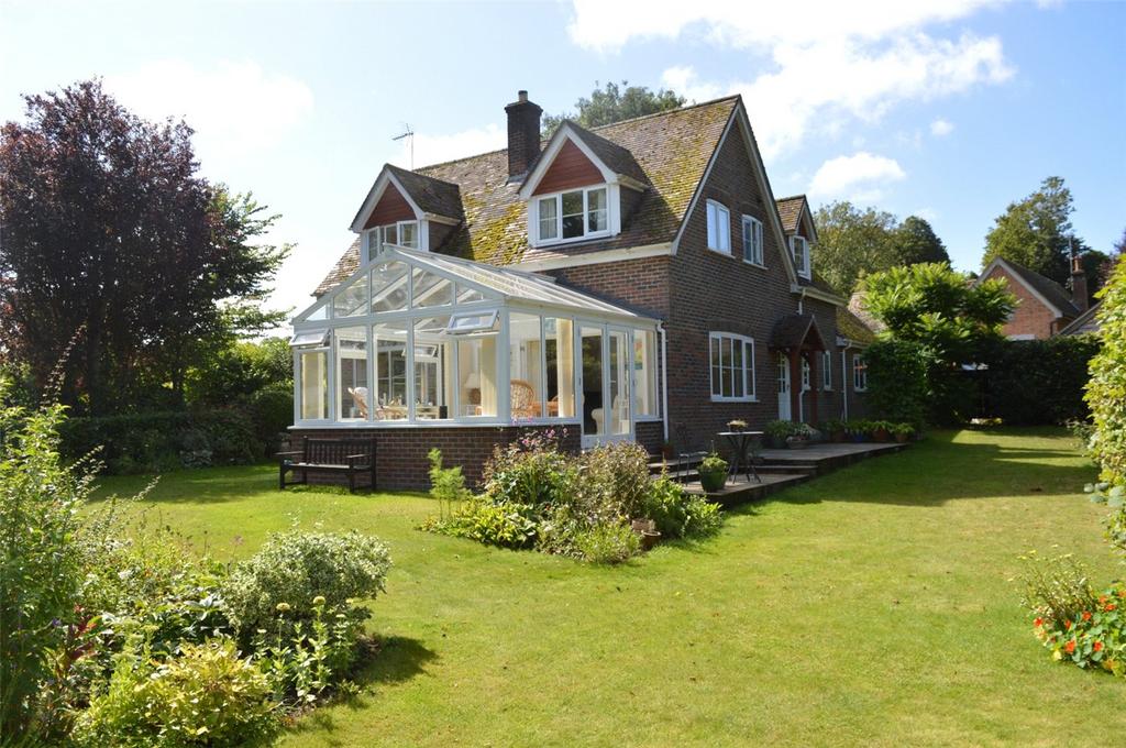 Manor Road, Gussage St Michael, Wimborne, Dorset, BH21 3 bed detached