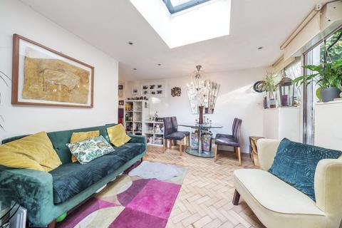 133 Lansdowne Way, London, SW8 2NP