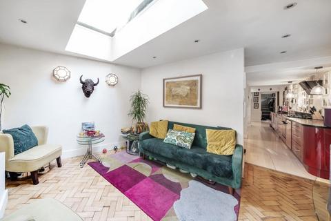 133 Lansdowne Way, London, SW8 2NP