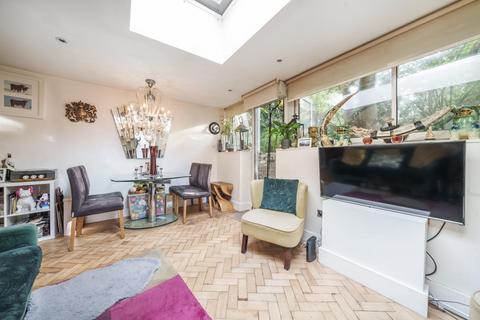 133 Lansdowne Way, London, SW8 2NP