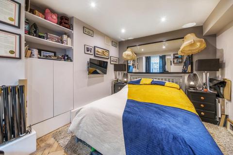 133 Lansdowne Way, London, SW8 2NP