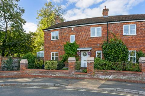 1 Malthouse Way, Marlow, SL7 2UE