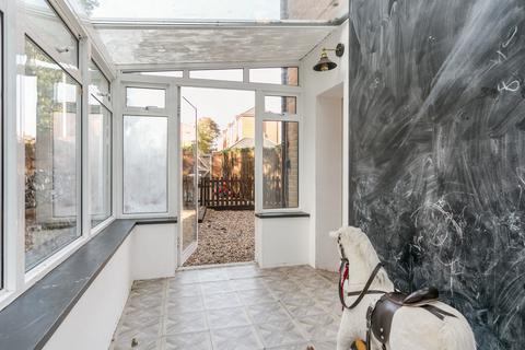 1 Malthouse Way, Marlow, SL7 2UE