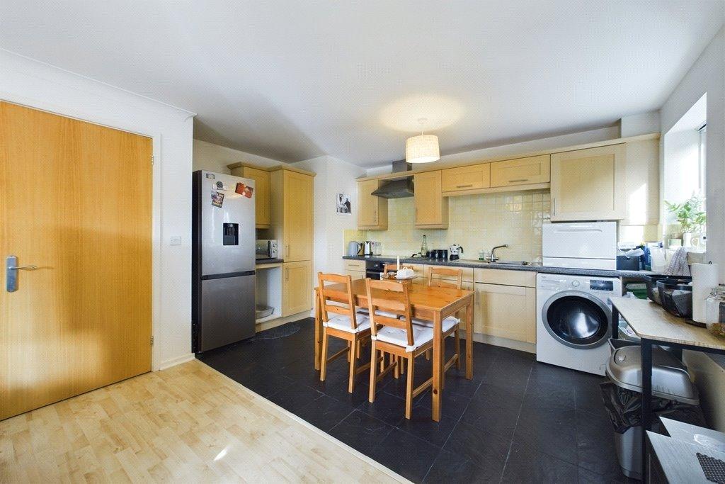 Carmichael Close, Ruislip, HA4 1 bed apartment for sale £285,000