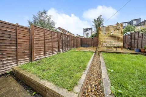 107 Birkbeck Road, Beckenham, BR3 4SR