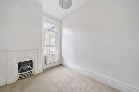 107 Birkbeck Road, Beckenham, BR3 4SR