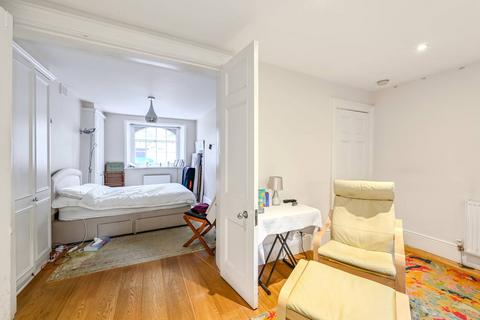 1 bedroom flat for sale, Canonbury Square, Islington, London, N1