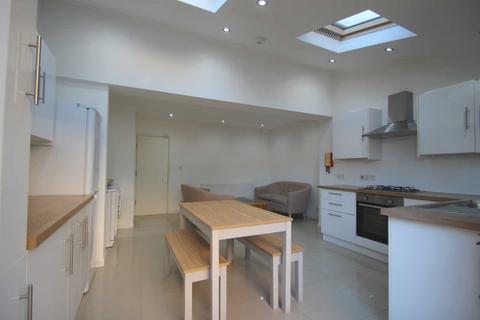 4 bedroom terraced house to rent, Ridgefield Road, East Oxford *Student Property 2026*